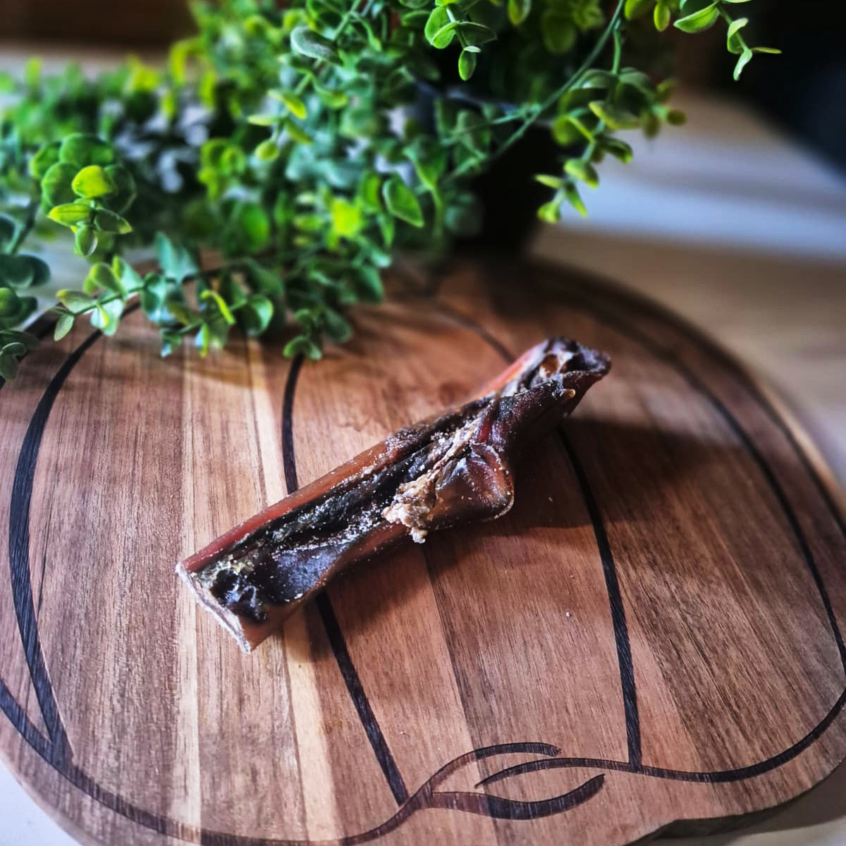 Beef Skin Chews (1pcs)